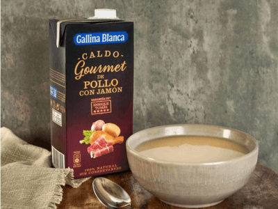 Gallina Blanca y Enrique Tomás presentan el caldo Gourmet de Pollo con Jamón Ibérico