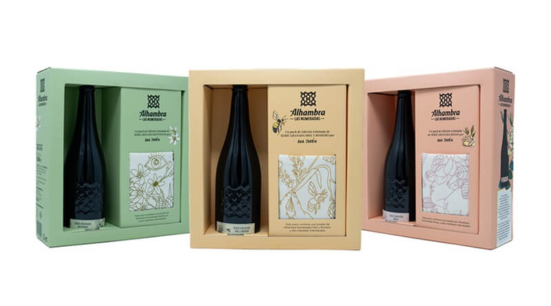 Esta Navidad Cerveza Alhambra crea un pack exclusivo que lleva el arte a la mesa