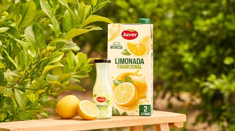 Zumos Juver lanza un nuevo etiquetado que destaca el origen murciano de sus limones