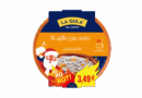 La Gula® del Norte, marca referente en productos del mar, consolida su compromiso por aunar tradición e innovación a través de su nueva gama de cazuelitas. Inspirándose en las clásicas cazuelas de barro, la marca ha desarrollado un nuevo formato microondable, listo para calentar y degustar en dos minutos directamente desde su envase. Una propuesta que rinde homenaje a la cocina de siempre, adaptada al ritmo actual y pensada para degustar este producto de forma práctica y rápida. Este lanzamiento supone la evolución natural de una gama que, en los últimos meses, ha mejorado sus recetas más icónicas, La Gula® del Norte al ajillo y La Gula® del Norte con gambas al ajillo, incorporando ingredientes naturales como ajo laminado, perejil troceado y cayena, para ofrecer una experiencia más casera y auténtica. Tras su éxito, la marca presenta ahora una nueva referencia dentro de su gama de cazuelitas: La Gula® del Norte al ajillo picante, una propuesta atrevida que llega para conquistar a los amantes del sabor intenso. El picante se ha convertido en una de las tendencias gastronómicas más demandadas. La Gula® del Norte se suma a esta tendencia, además, a un precio muy atractivo, con un PVP recomendado de 3,49 €, ideal para que disfrutar del auténtico sabor del mar en su versión picante sea más fácil que nunca. Con esta innovación, La Gula® del Norte refuerza su liderazgo en la categoría y demuestra una vez más su capacidad para reinventar los sabores tradicionales y adaptarse a las nuevas necesidades del consumidor. La Gula® del Norte, marca referente en productos del mar, consolida su compromiso por aunar tradición e innovación a través de su nueva gama de cazuelitas. Inspirándose en las clásicas cazuelas de barro, la marca ha desarrollado un nuevo formato microondable, listo para calentar y degustar en dos minutos directamente desde su envase. Una propuesta que rinde homenaje a la cocina de siempre, adaptada al ritmo actual y pensada para degustar este producto de forma práctica y rápida. Este lanzamiento supone la evolución natural de una gama que, en los últimos meses, ha mejorado sus recetas más icónicas, La Gula® del Norte al ajillo y La Gula® del Norte con gambas al ajillo, incorporando ingredientes naturales como ajo laminado, perejil troceado y cayena, para ofrecer una experiencia más casera y auténtica. Tras su éxito, la marca presenta ahora una nueva referencia dentro de su gama de cazuelitas: La Gula® del Norte al ajillo picante, una propuesta atrevida que llega para conquistar a los amantes del sabor intenso. El picante se ha convertido en una de las tendencias gastronómicas más demandadas. La Gula® del Norte se suma a esta tendencia, además, a un precio muy atractivo, con un PVP recomendado de 3,49 €, ideal para que disfrutar del auténtico sabor del mar en su versión picante sea más fácil que nunca. Con esta innovación, La Gula® del Norte refuerza su liderazgo en la categoría y demuestra una vez más su capacidad para reinventar los sabores tradicionales y adaptarse a las nuevas necesidades del consumidor.